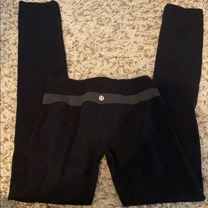 Lululemon leggings!